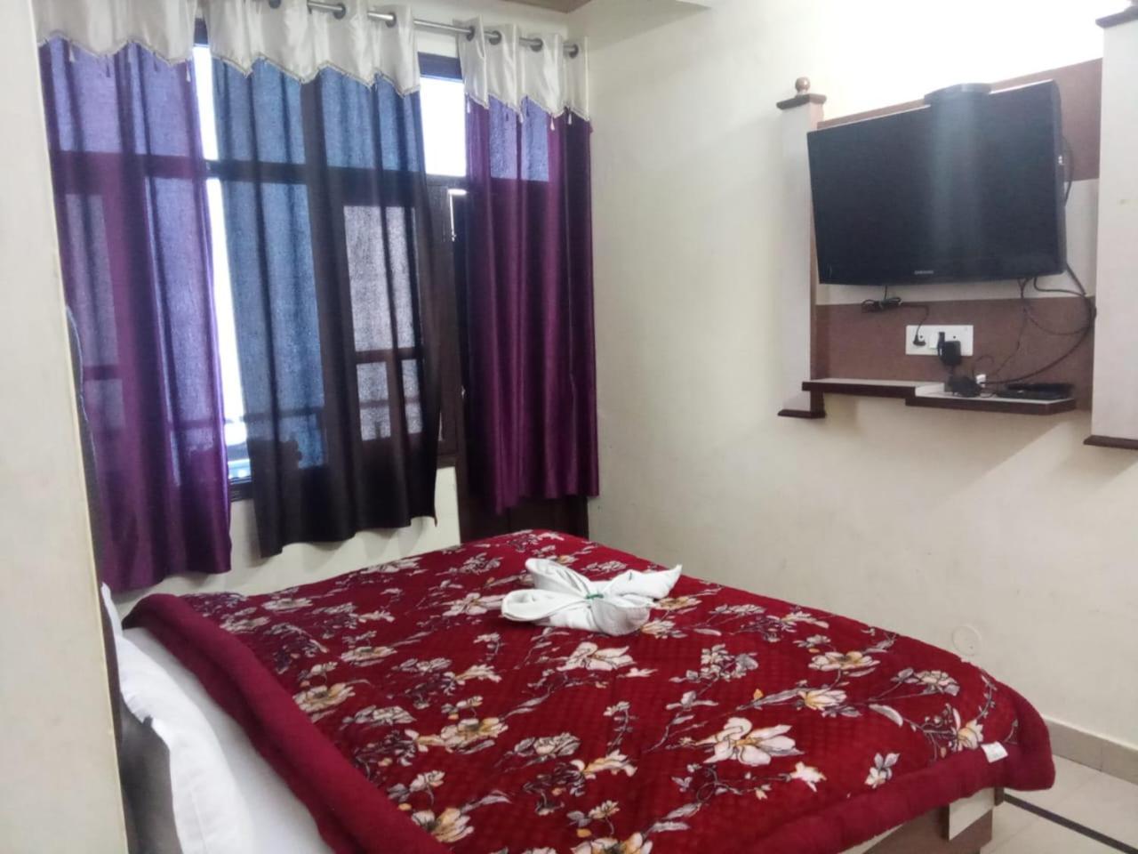 Krishna Holiday Guest House Block II Dharamsala Zewnętrze zdjęcie
